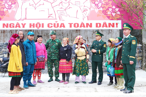 Cử tri vùng biên Sơn Vĩ hướng về ngày hội non sông