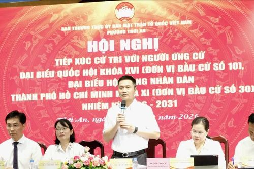 Cử tri TPHCM đề nghị có giải pháp bình ổn thị trường xăng dầu
