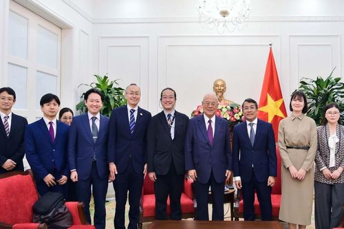 Thứ trưởng Thường trực Ngoại giao Nguyễn Minh Vũ tiếp Cố vấn đặc biệt Liên minh nghị sĩ hữu nghị Nhật-Việt