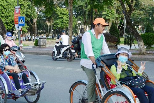 Hà Nội đề xuất thí điểm xích lô điện thay xích lô truyền thống