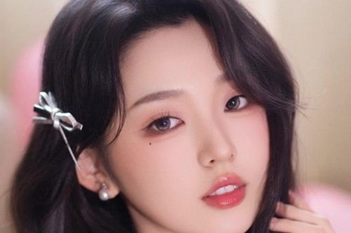 Nữ diễn viên đang càn quét Trung Quốc