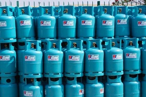 Giá gas tăng mạnh, mỗi bình gas 12kg đắt thêm 30.000 đồng