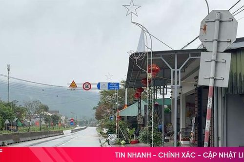 Nhiều biển báo trên quốc lộ 8A mất tác dụng vì bị xoay sai hướng