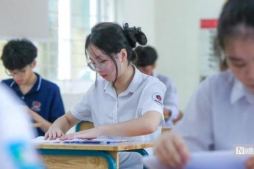 Chấm dứt áp lực tiền cọc 'giữ chỗ' mỗi mùa tuyển sinh