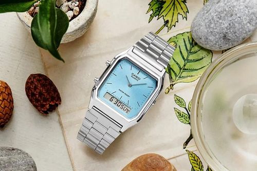 Casio tung đồng hồ hoài cổ giá rẻ với mặt số xanh băng giá