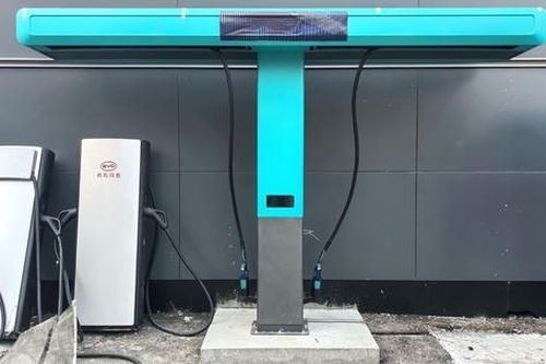 BYD ra mắt pin sạc siêu nhanh, ngang thời gian đổ xăng