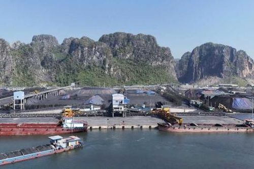 Đẩy mạnh sản xuất than trong nước để bảo đảm an ninh năng lượng