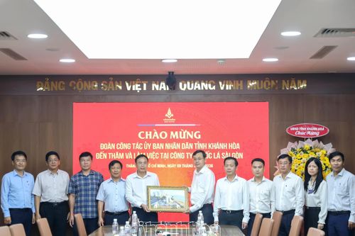 Đoàn công tác của UBND tỉnh thăm, làm việc với một số doanh nghiệp tại TP. Hồ Chí Minh
