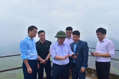 Lãnh đạo UBND tỉnh khảo sát thực địa triển khai Đề án phát triển Làng du lịch cộng đồng Quỳnh Sơn