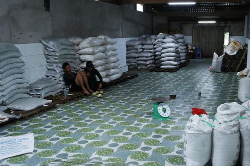 An Giang: Triệt phá cơ sở sản xuất và vận chuyển hơn 27 tấn phân bón chưa được phép lưu hành