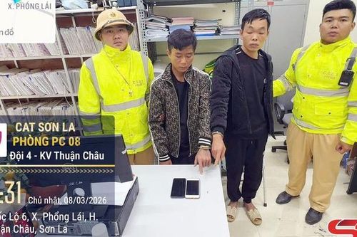 Tổ Cảnh sát giao thông khu vực Thuận Châu bắt giữ 2 vụ tàng trữ trái phép chất ma túy