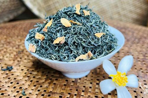 Hương bưởi vương vấn tháng Ba