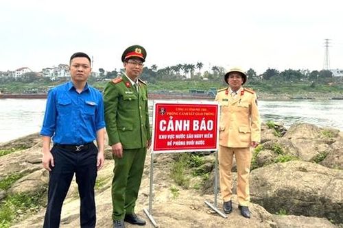 Phú Thọ: Rà soát, cắm biển cảnh báo khu vực nguy hiểm đề phòng tai nạn đuối nước