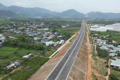 Thủ tướng yêu cầu đưa cao tốc từ Quảng Ngãi tới Gia Lai vào khai thác trước ngày 10/3