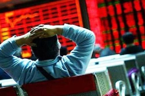 Chứng khoán đỏ rực, VN-Index mất hơn 100 điểm