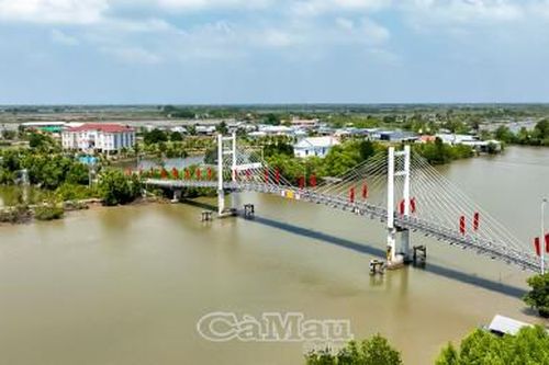 Ðất Mới chuyển mình