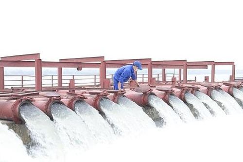 Khơi thông điểm nghẽn thủy lợi, cải thiện môi trường
