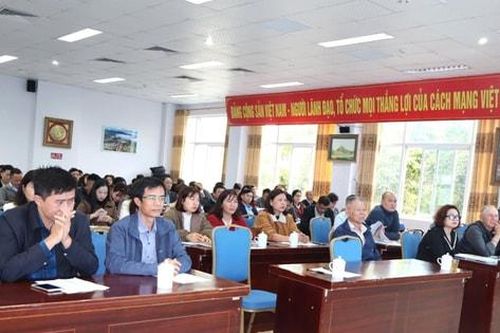 Hơn 100 y, bác sĩ vùng khó khăn được tập huấn nâng cao năng lực hỗ trợ trẻ khuyết tật