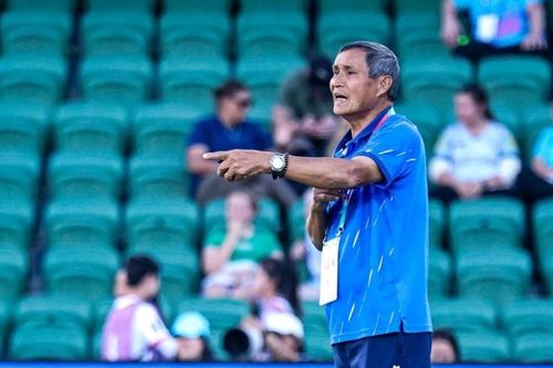 HLV Mai Đức Chung: 'Tôi xin rút lui'
