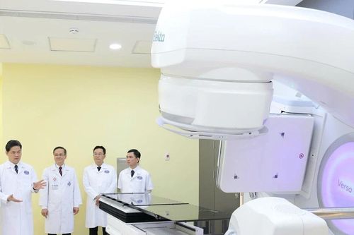 Bệnh viện K vận hành máy xạ trị hiện đại, rút ngắn thời gian điều trị còn 2-3 phút