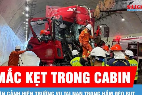 Tai nạn giao thông trong hầm Đèo Bụt, 2 người mắc kẹt trong cabin xe tải