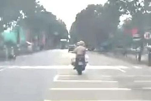 CSGT TPHCM dẫn đường gần 40km, đưa người đau tim đi cấp cứu