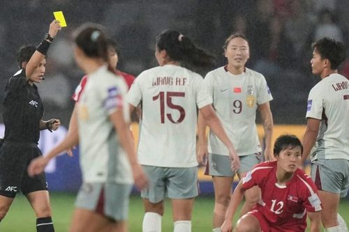 Trọng tài Việt Nam gây tranh cãi ở Asian Cup nữ 2026