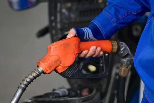 Xây dựng kịch bản ứng phó nếu giá xăng dầu tiếp tục biến động mạnh