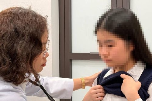 Sau 7 năm mang trái tim người khác, nữ sinh giành giải Nhì môn Hóa học cấp tỉnh