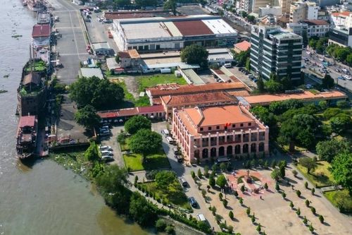 Nghiên cứu phương án làm đường sắt Bến Thành - Cần Giờ đi ngầm qua Nhà Rồng - Khánh Hội