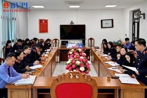 Chi bộ VKSND khu vực 7 - Thanh Hóa: Nghiêm túc triển khai thực hiện các quy định của Đảng