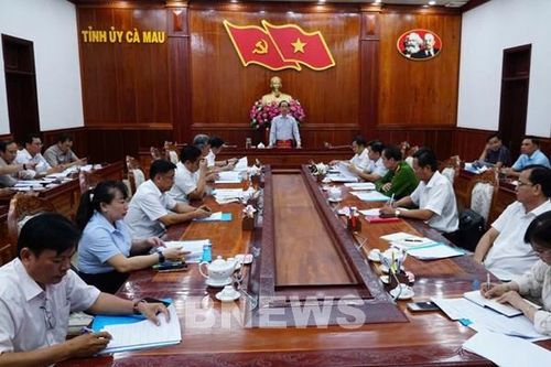 Gỡ vướng 10 dự án chống biến đổi khí hậu tại Cà Mau