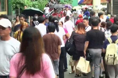 Giá nhiên liệu tăng cao, Philippines chuyển chế độ làm việc 4 ngày/tuần