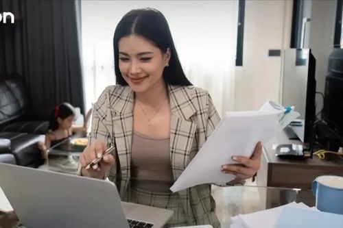 Thủ tướng Thái Lan khuyến khích công chức làm việc tại nhà