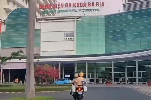 Một bệnh nhân ở Lâm Đồng qua cơn nguy kịch nhờ được CSGT hỗ trợ dẫn đường