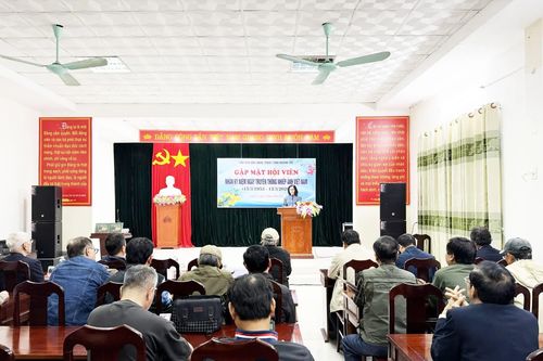 Gặp mặt hội viên Phân hội Nhiếp ảnh nhân kỷ niệm 73 năm Ngày truyền thống Nhiếp ảnh Việt Nam