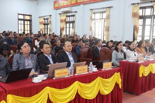 Thực hiện tốt vai trò đại biểu, giữ mối liên hệ chặt chẽ với cử tri