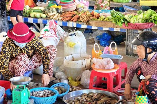 Nhiều hộ kinh doanh gặp khó với quy định xuất hóa đơn điện tử