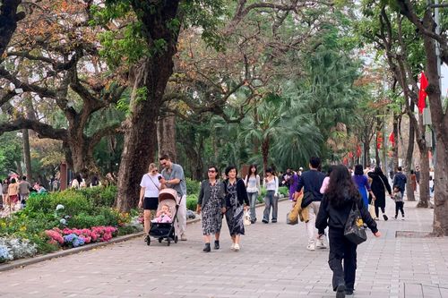 Khách quốc tế đến Việt Nam vượt mốc 2 triệu lượt tháng thứ 3 liên tiếp