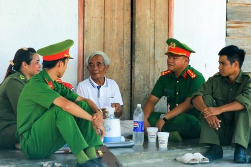 Gần dân, hiểu dân để giúp dân hiệu quả hơn