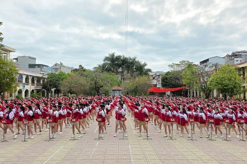 Ngày hội 'Thiếu nhi vui khỏe - Tiến bước lên Đoàn'