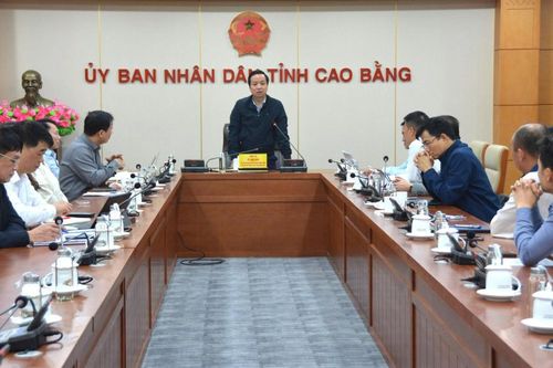 Chủ tịch UBND tỉnh Lê Hải Hòa: Chủ động nắm bắt tình hình cung ứng xăng, dầu, có giải pháp bảo đảm tiến độ triển khai các công trình, dự án trọng điểm của tỉnh