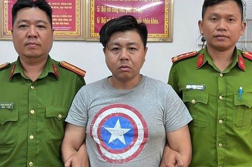 Vụ đập phá đồ của nữ hành khách trước nhà ga T3 Tân Sơn Nhất: Bùi Quang Hiếu bị bắt khẩn cấp, hé lộ nguồn cơn