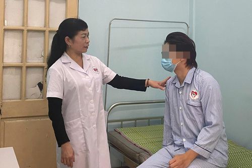 Ám ảnh mỗi lần thấy tên sếp hiện trên điện thoại và cú sốc rối loạn lo âu tuổi 35