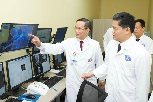 Bệnh viện K vận hành máy xạ trị mới, mỗi lần điều trị chỉ còn 2–3 phút