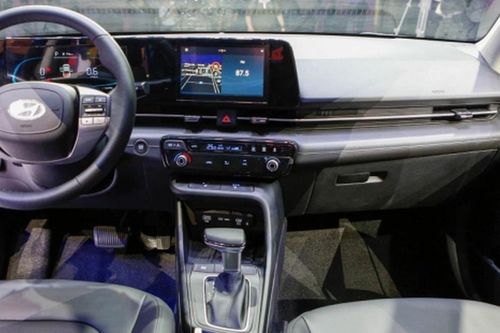 Giá lăn bánh Hyundai Accent giảm cực mạnh, rẻ chưa từng có, Honda City, Toyota Vios lo doanh số