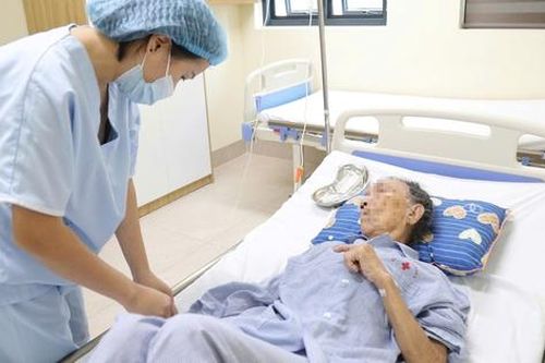 Chuyên gia đề xuất giải pháp giảm áp lực chi phí điều trị ung thư tại Việt Nam