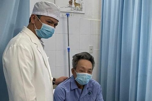 Gần 90% bệnh nhân hoại tử chỏm xương đùi là nam giới, nhiều trường hợp liên quan rượu bia