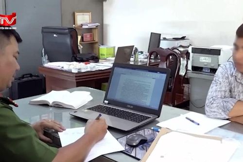 Khởi tố vụ tàu Thành Đạt 86 tông hỏng cầu Ghềnh