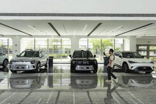 Doanh số ôtô Trung Quốc giảm mạnh trong tháng 2